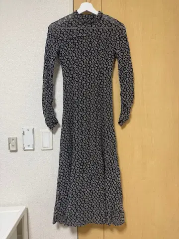 [릴리 브라운] 슈링크 레이스 원피스