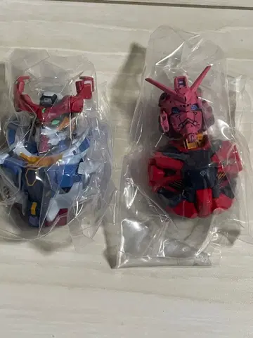 제일복권 기동전사 건담 GQuuuuuuX D상 헤드 마그넷 2점