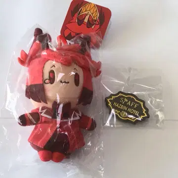 해즈빈 호텔 오스와리 마스코트 알래스터 호텔 종업원풍 배지