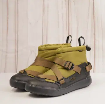 미사용 새상품급 KEEN 방한 부츠 HOODZERRA WP 24cm