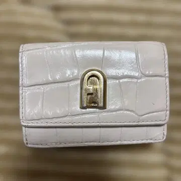 FURLA 악어 3단 폴더형 지갑