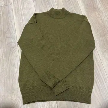 ANATOMICA 모크넥 니트