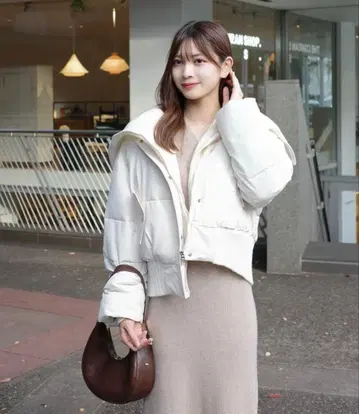 도킹 니트 패디드 숏 블루종