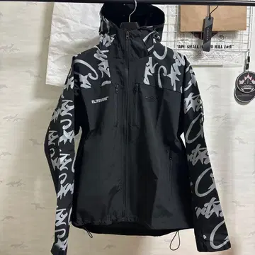 코르테즈 마운틴 후드티 블랙