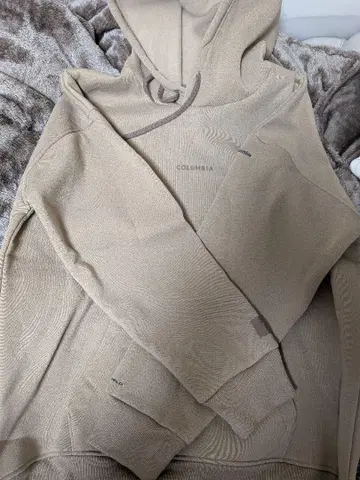 컬럼비아 속기모 후드티
