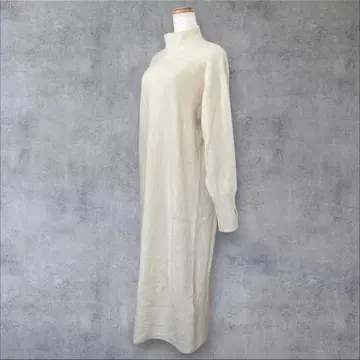 새상품급 슬로브 이에나 워셔블 울 니트 원피스 NA