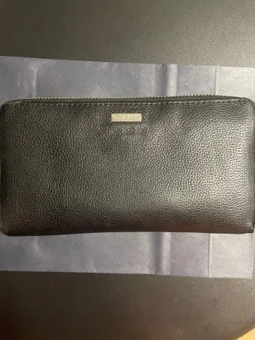 캘빈클라인 장지갑 블랙