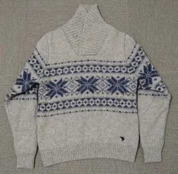 [ 새상품급 ] 캔터베리 노르딕 무늬 스웨터 사이즈 M