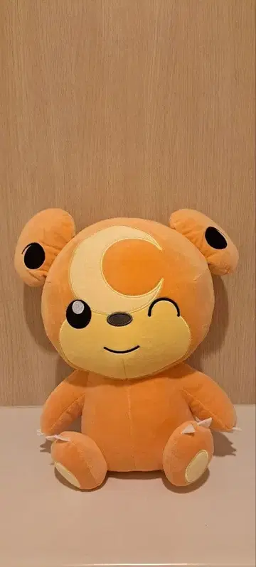 오렌지 컬러 윙크 곰 봉제 인형