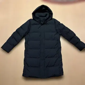 [ 새상품급 ] UNIQLO 심리스 다운 코트 M 네이비