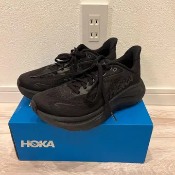 호카 클리프턴 10 블랙 7B