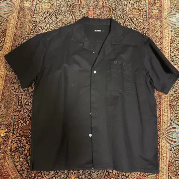XLARGE 블랙 반팔 셔츠