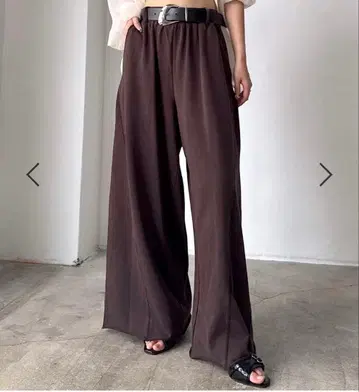 택 포함 새상품 PAGEBOY 사이드 루즈핏 맨투맨 팬츠/이지 팬츠