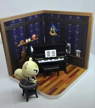 다람쥐 피규어와 피아노 세트