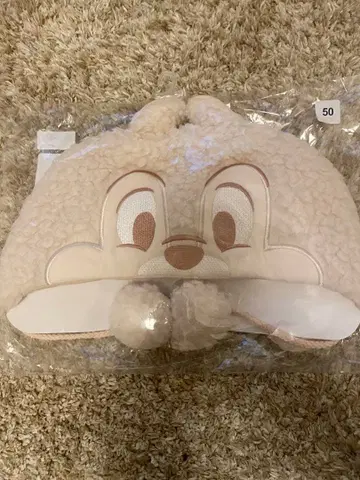 캐릭터 모자 베이지 폼폼 포함