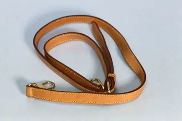 새상품 가죽 브라운 스트랩 골드 금장 장식 포함