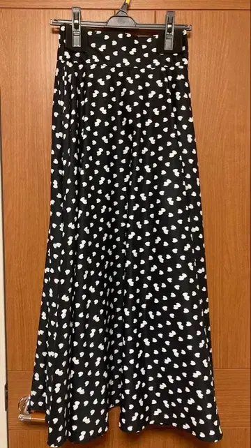 JENNE 하트 무늬 플레어 롱 스커트