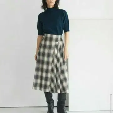 새상품 미사용 ANAYI 옴브레 체크 플레어 스커트 38 체크 무늬 여자