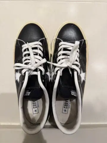 새상품급 컨버스 스니커즈