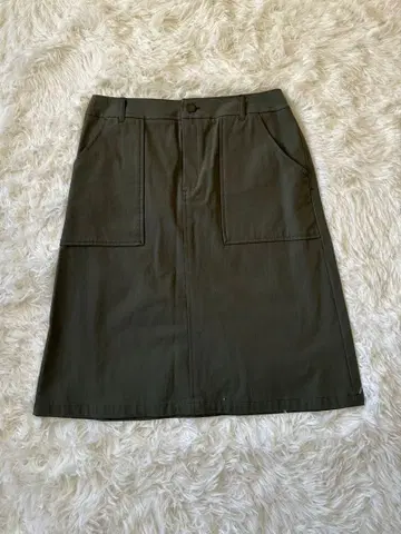 뉴요커 올리브 그린 타이트 스커트 프론트 포켓 부착 11