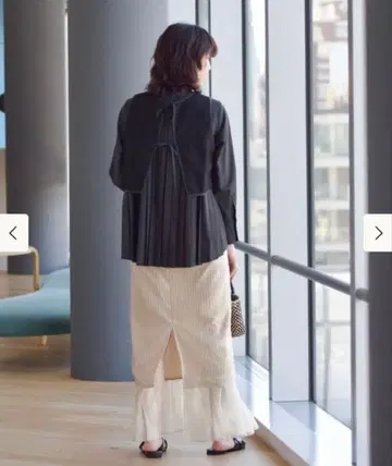 [ 완판템 ] 레이빔즈 플리츠 블라우스 블랙 블랙 BEAMS