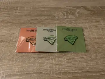 seventeen right here pins