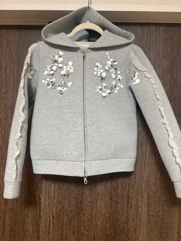 chesty 비쥬 풀 집업 후드티