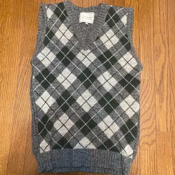 JJ.Mercer 아가일 니트 베스트 S 사이즈