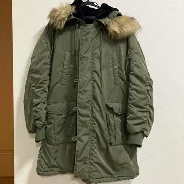 INGNI 퍼 탈부착 가능 모즈 코트 아우터 밀리터리