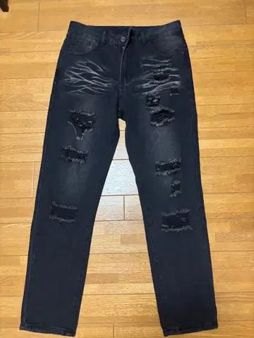 블랙 스키니 데님 립 디자인