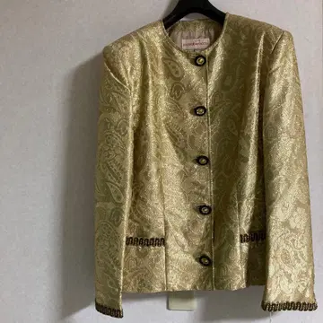 골드 페이즐리 무늬 자켓