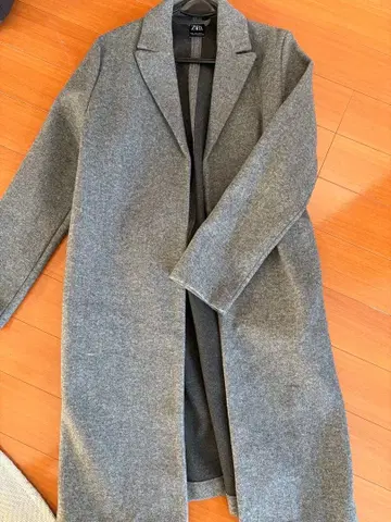 ZARA 그레이 체스터 코트