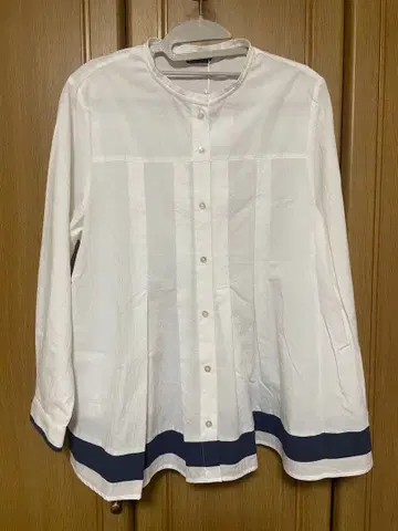 Cachette 화이트 긴팔 셔츠