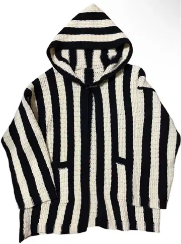 보더 니트 후디 화이트 x 블랙 스트라이프 오버 사이즈
