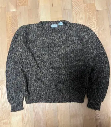 CHRISTOPHER HAYES 크루넥 니트 스웨터