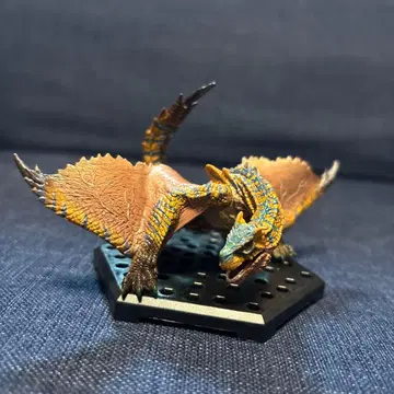 몬스터 헌터 몬헌 스탠다드 모델 티가렉스 피규어