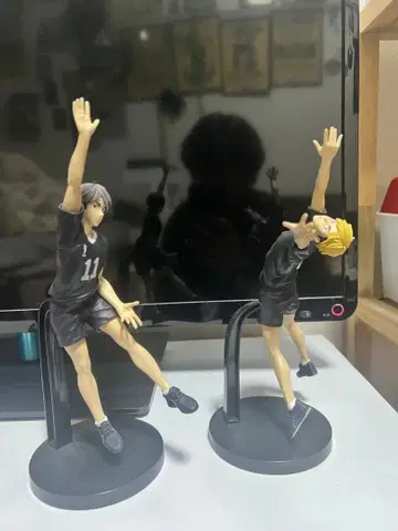 하이큐 포징 피규어 미야 형제 2체 세트
