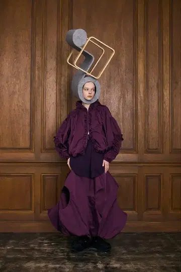 엔폴드 유니크 벌룬 스커트 49500엔 미사용 새상품