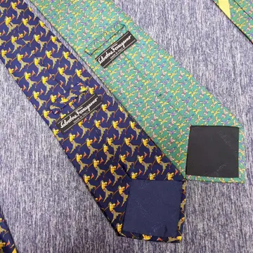 페라가모 넥타이 2개 세트