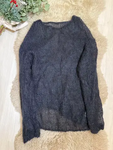 뷰티&유스 다크 그레이 시스루 니트 스웨터 모헤어 착용 1회