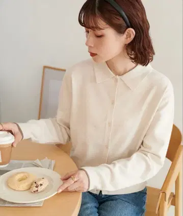 [ DISCOAT ] 쫄깃쫄깃 카라 가디건