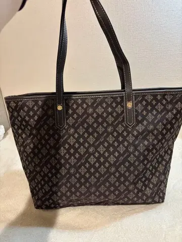 크리스찬 올리비에 토트백