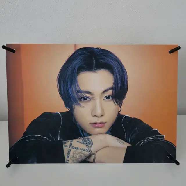 BTS 정국 버터 포토 스탠드