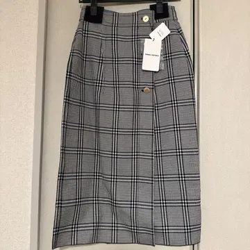 [ 미사용 ] 에메르 리파인즈 리버서블 랩스커트 S