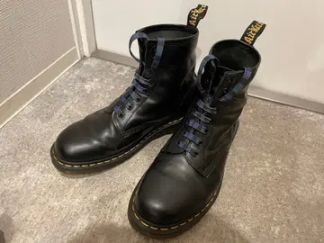 닥터마틴 부츠 8홀