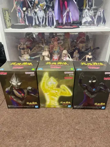 울트라맨 티가 피규어