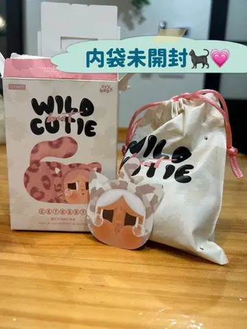 [내부 가방 미개봉] CRYBABY Wild but Cutie 화이트