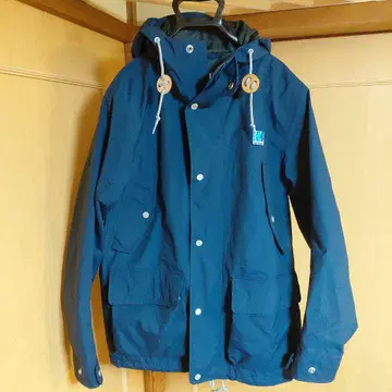 헬리 한센 네이비 마운틴 후드티 M