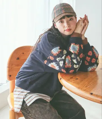 니코앤드 크로셰 콤비 풀오버 네이비