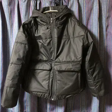 언더아머 아우터